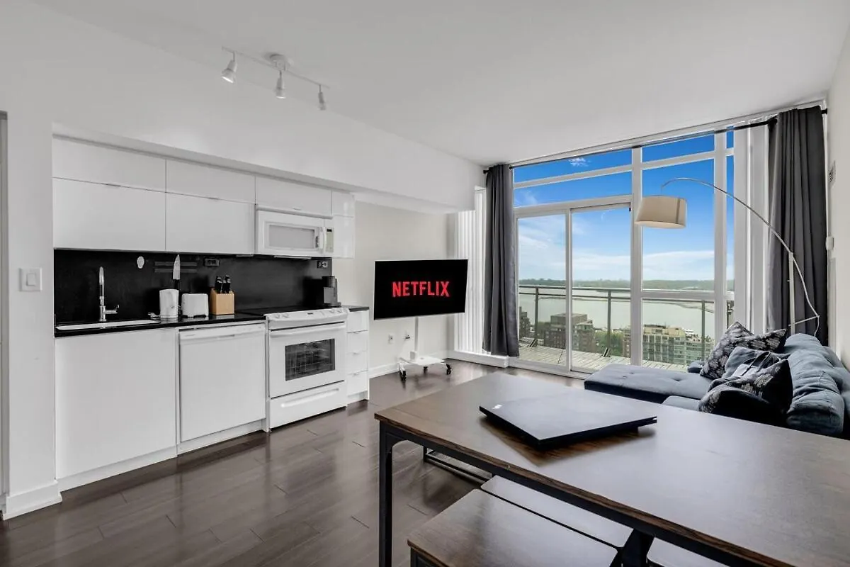 Apartment Prestige Downtown Suite - Free Parking Toronto