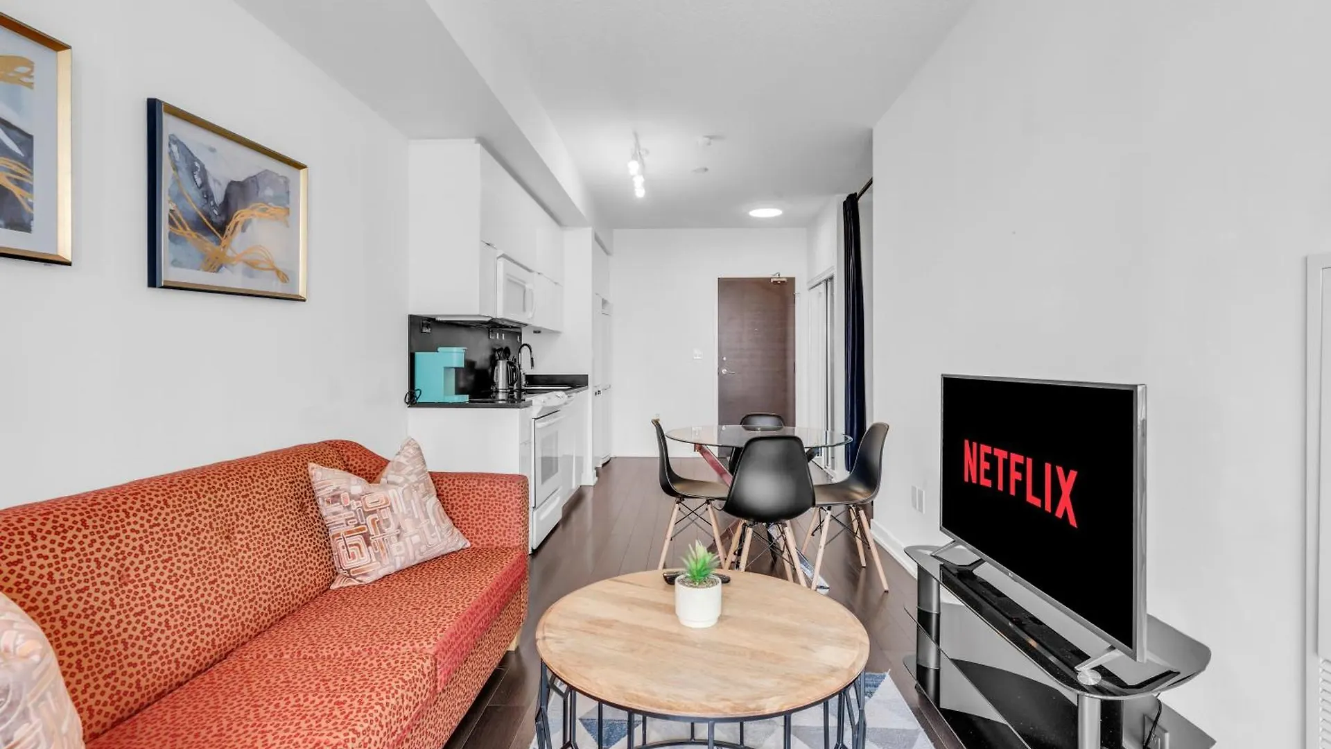 Prestige Downtown Suite - Free Parking Toronto
