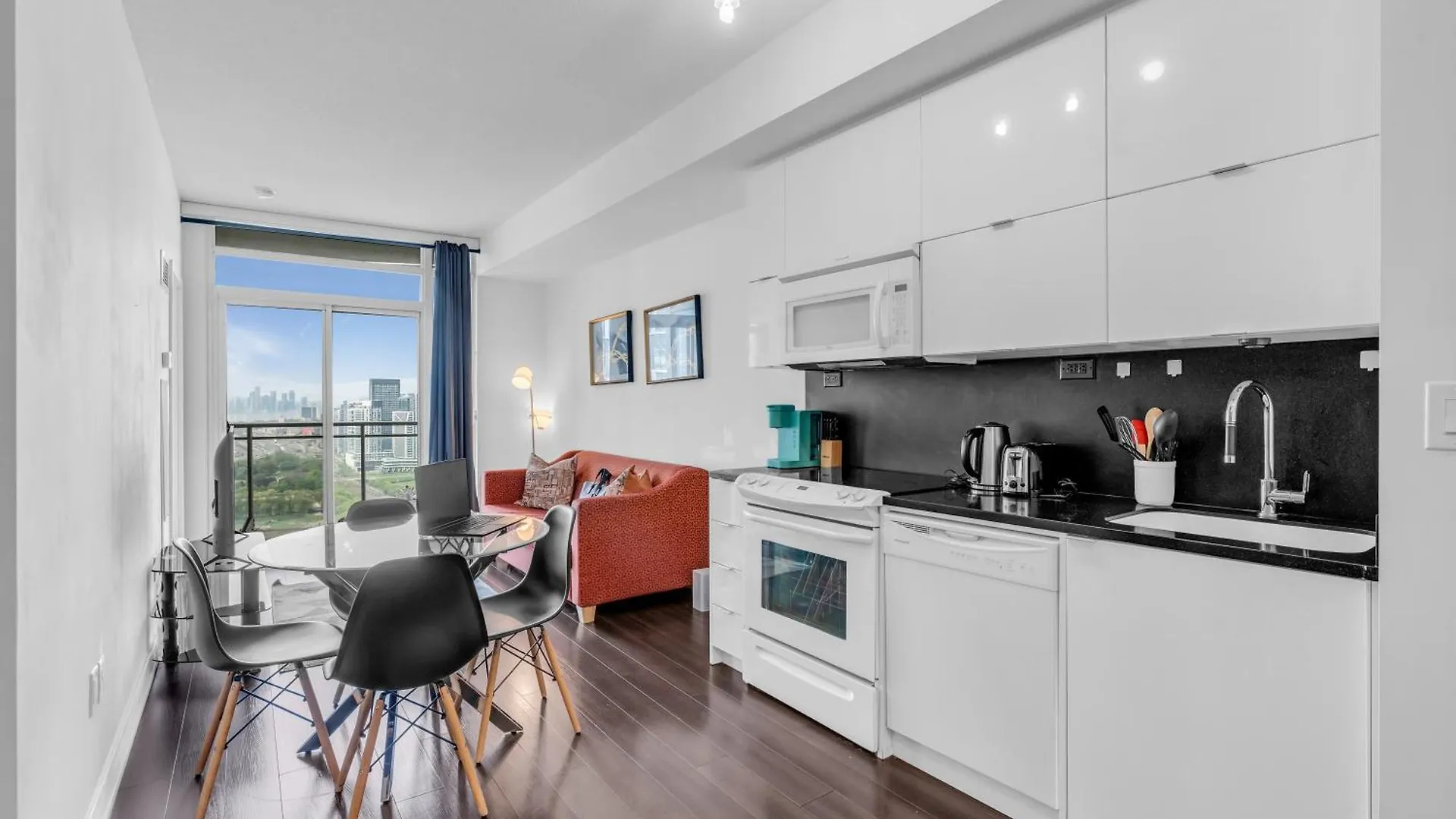 Prestige Downtown Suite - Free Parking Toronto