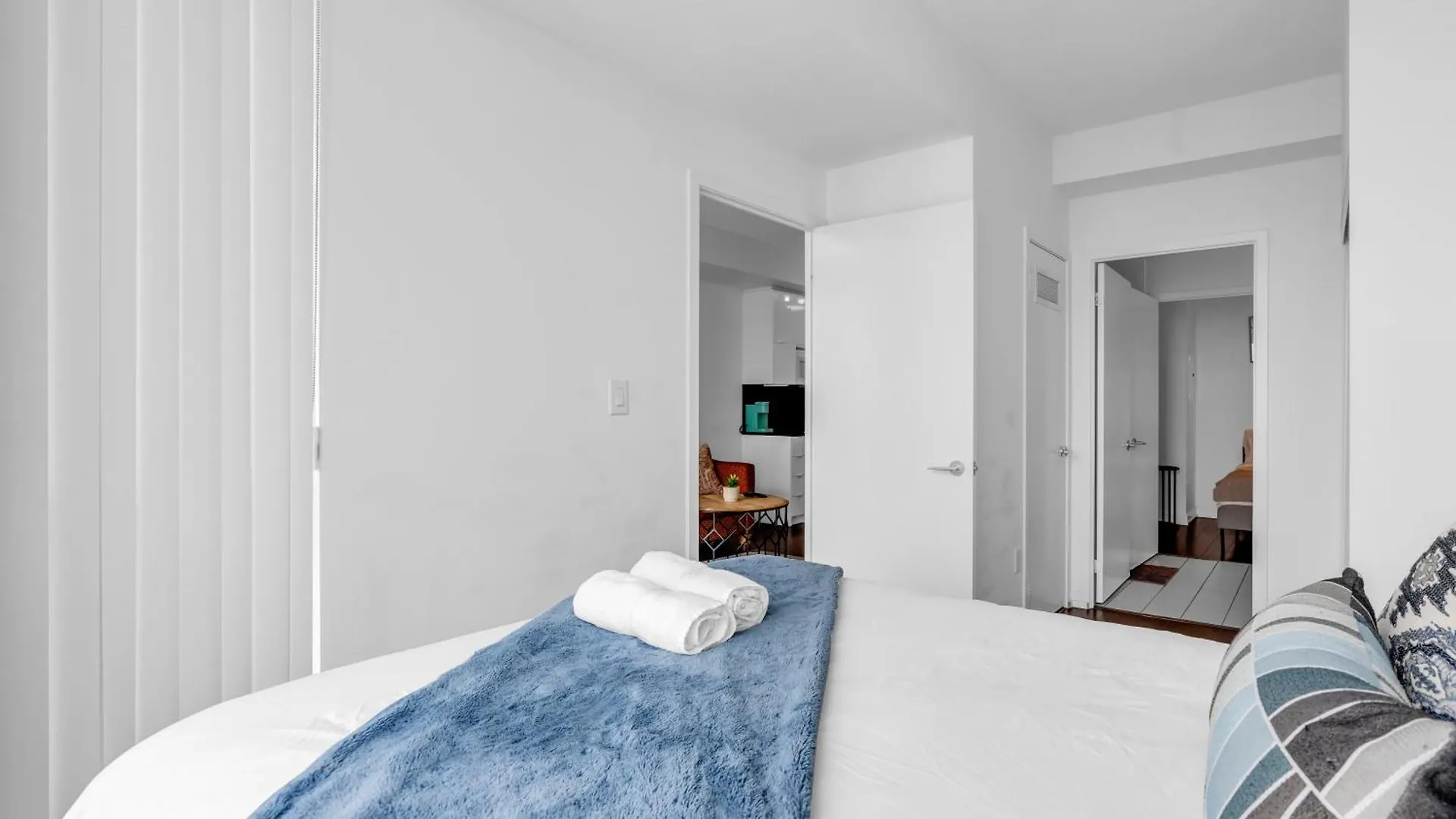 Prestige Downtown Suite - Free Parking Toronto